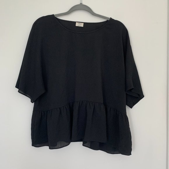 Aritzia Black Peplum Blouse - Picture 4 of 4